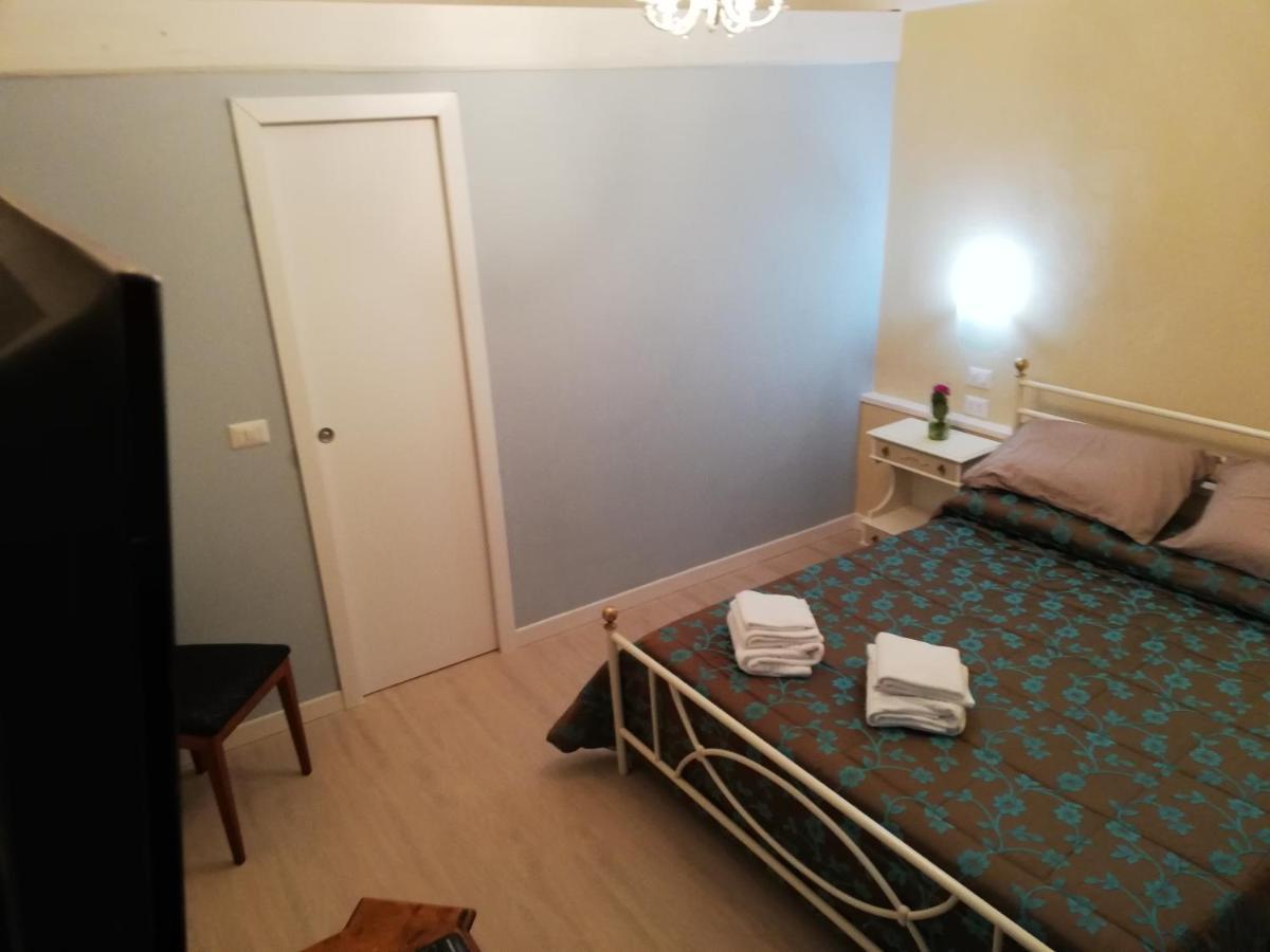 B&B Camere Montalto Centro Montalto di Castro Exterior photo